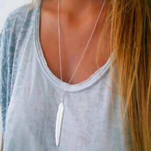 NEW cute necklace feather  jewelry